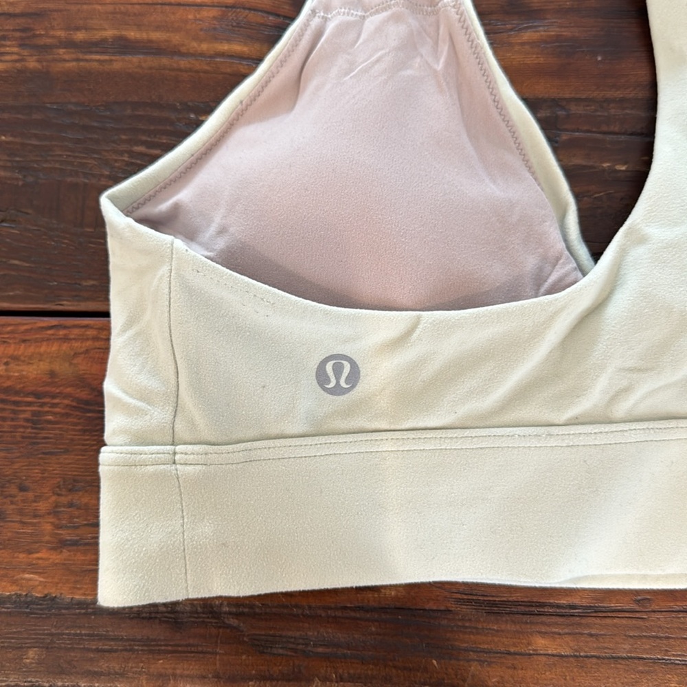 Lululemon Athletica Sweet Awakenings Bra in light green. Size 10. GUC. - Picture 4 of 4